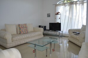 Flat-screen TV - Las lomas Residencial (Tlajomulco de Zúñiga)
