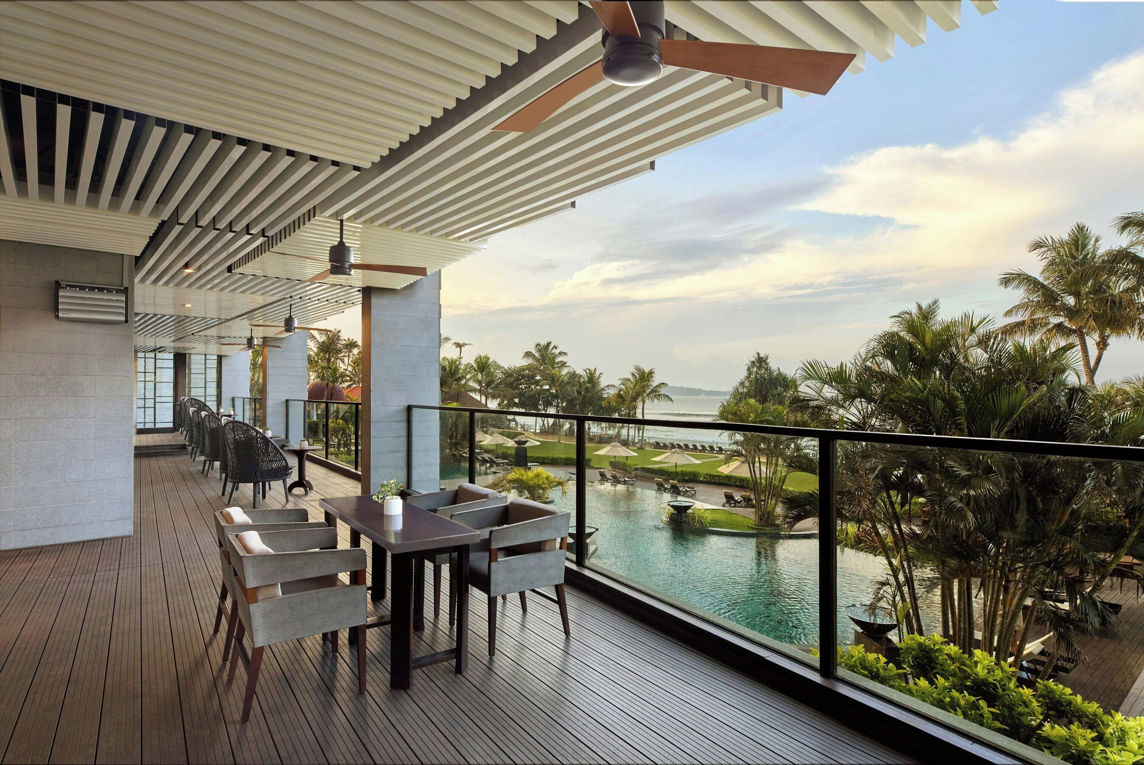 2 barer/lounger, lobbylounge och tapasbar