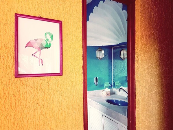 Traditional Suite | Bathroom sink