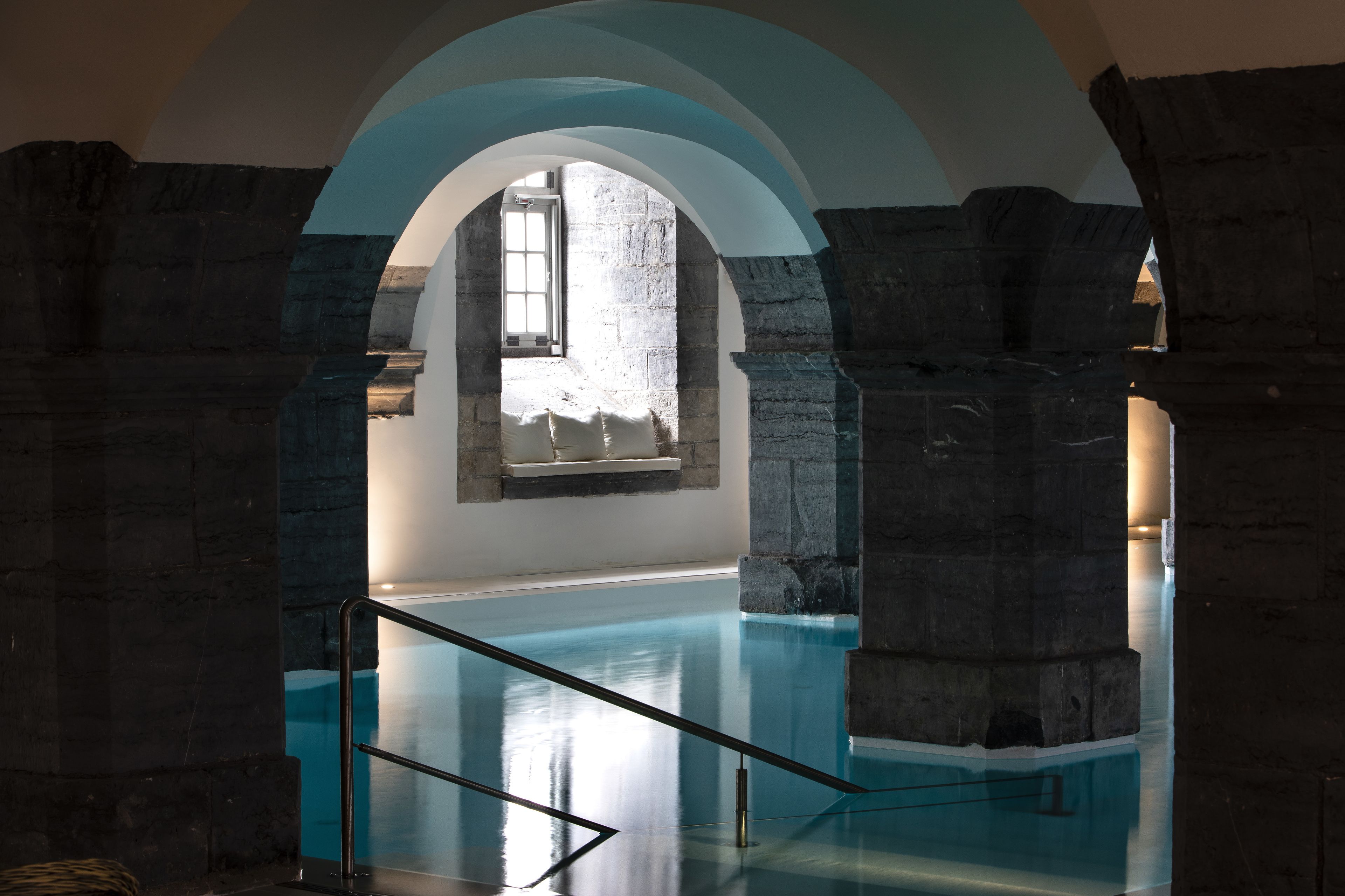 indoor pool, open 9:00 am to 8:00 pm, pool loungers