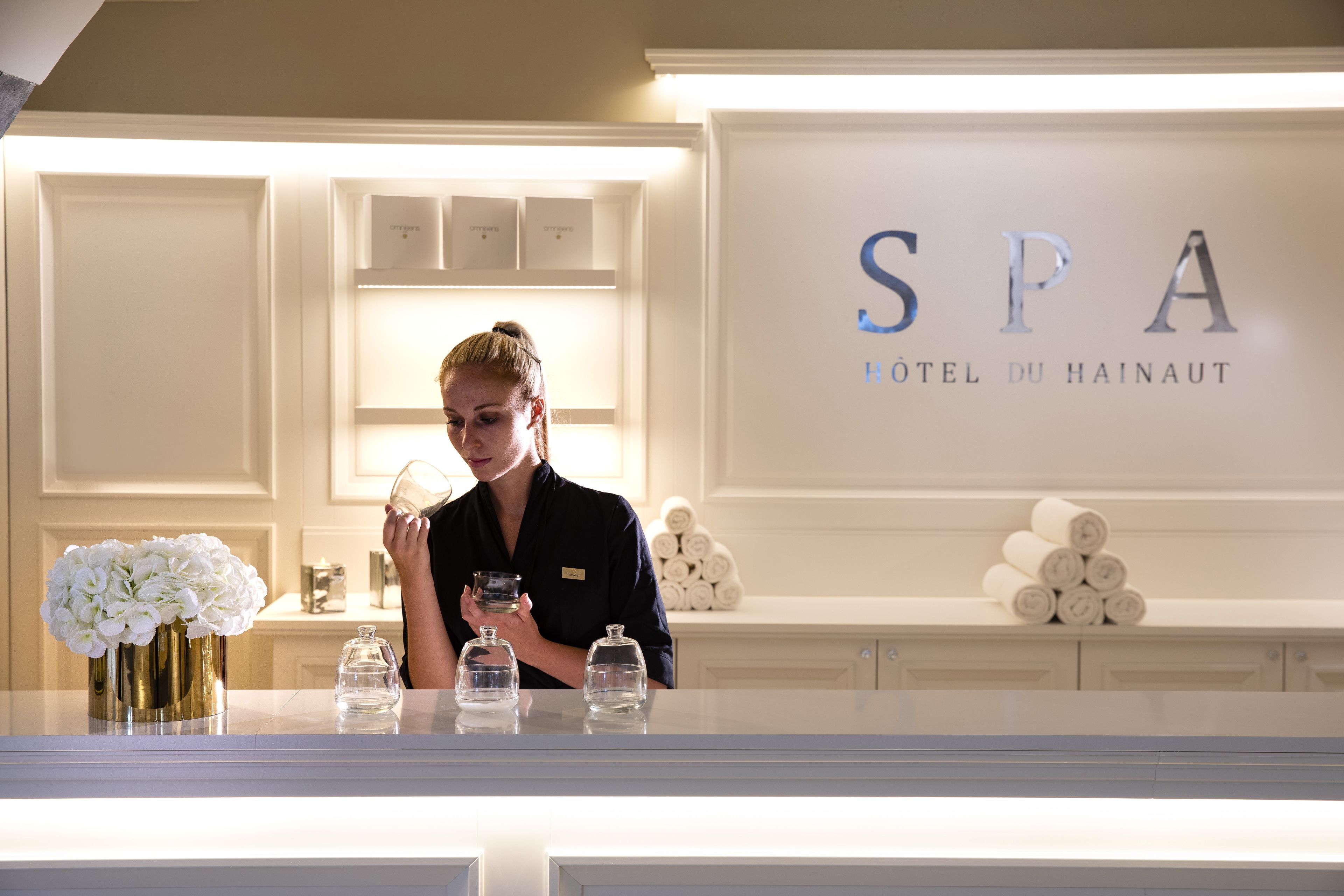 sauna, steam room, turkish bath/hammam, 8 treatment rooms