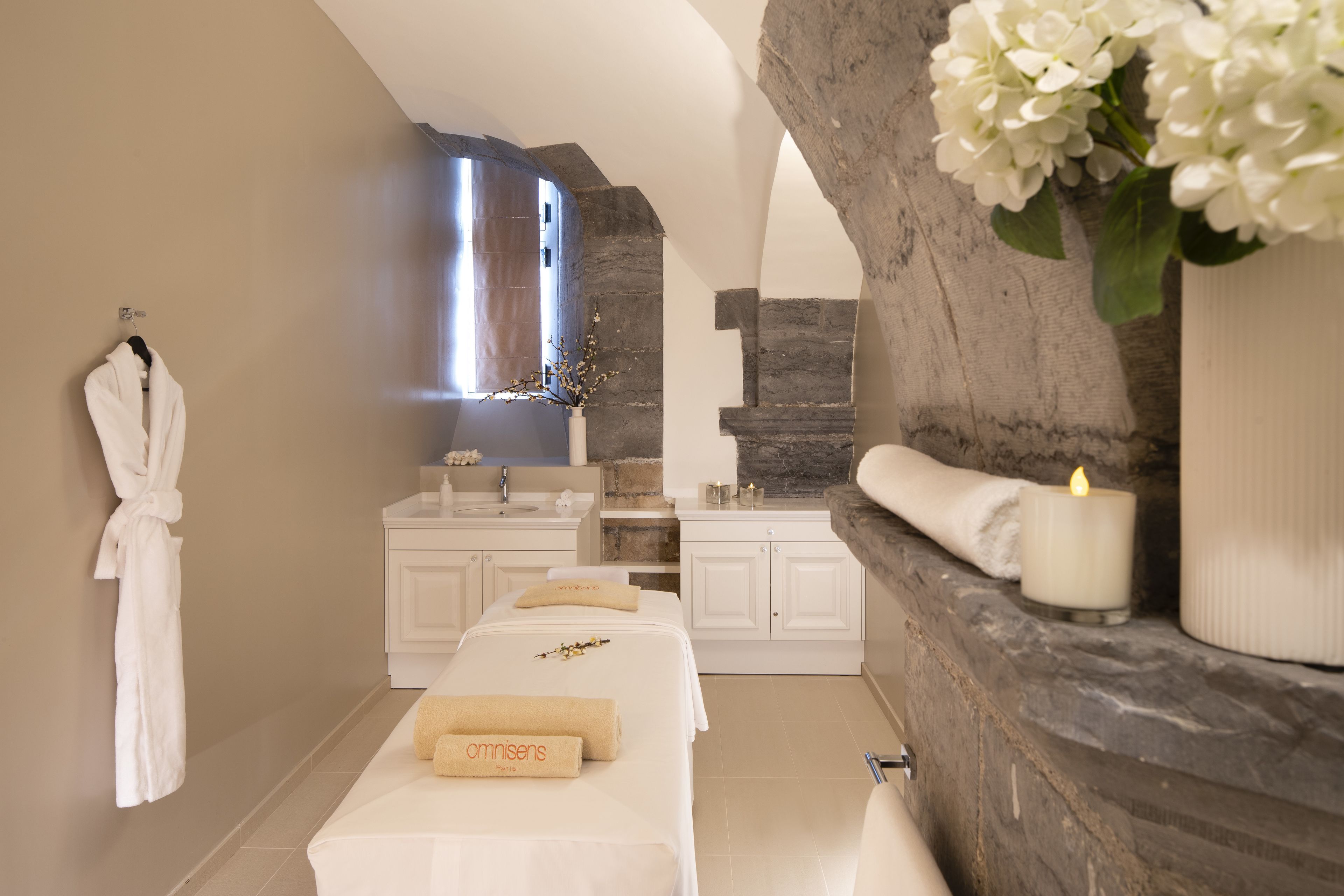 sauna, steam room, turkish bath/hammam, 8 treatment rooms