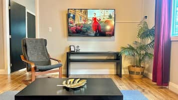 Televisión de pantalla plana, Netflix, piso con calefacción