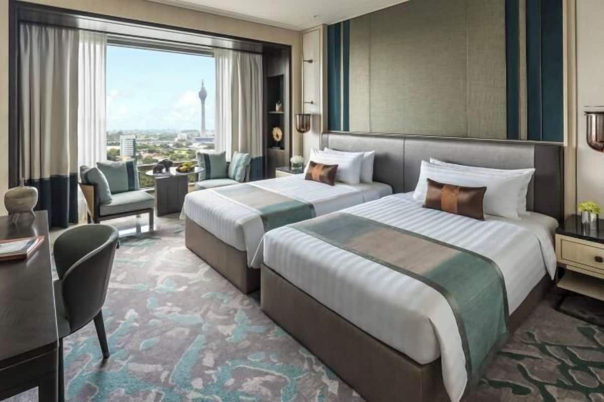 Egyptian cotton sheets, down comforters, minibar, in-room safe