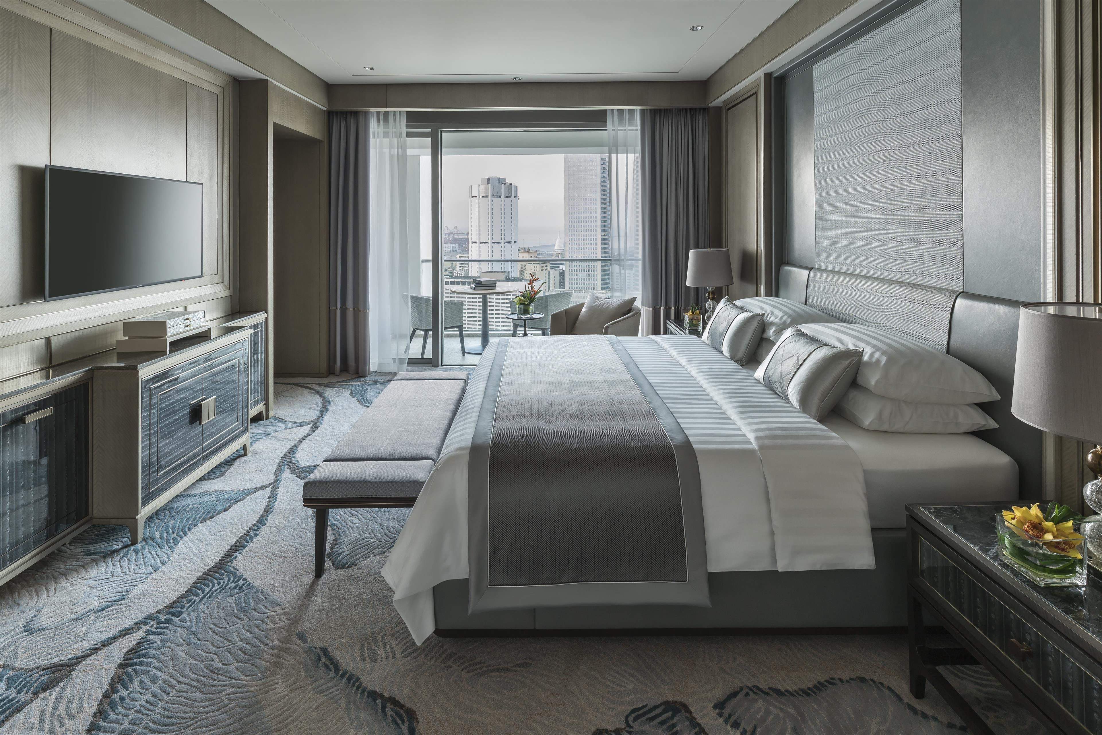 suite (specialty) | egyptian cotton sheets, down duvets, minibar, in-room safe