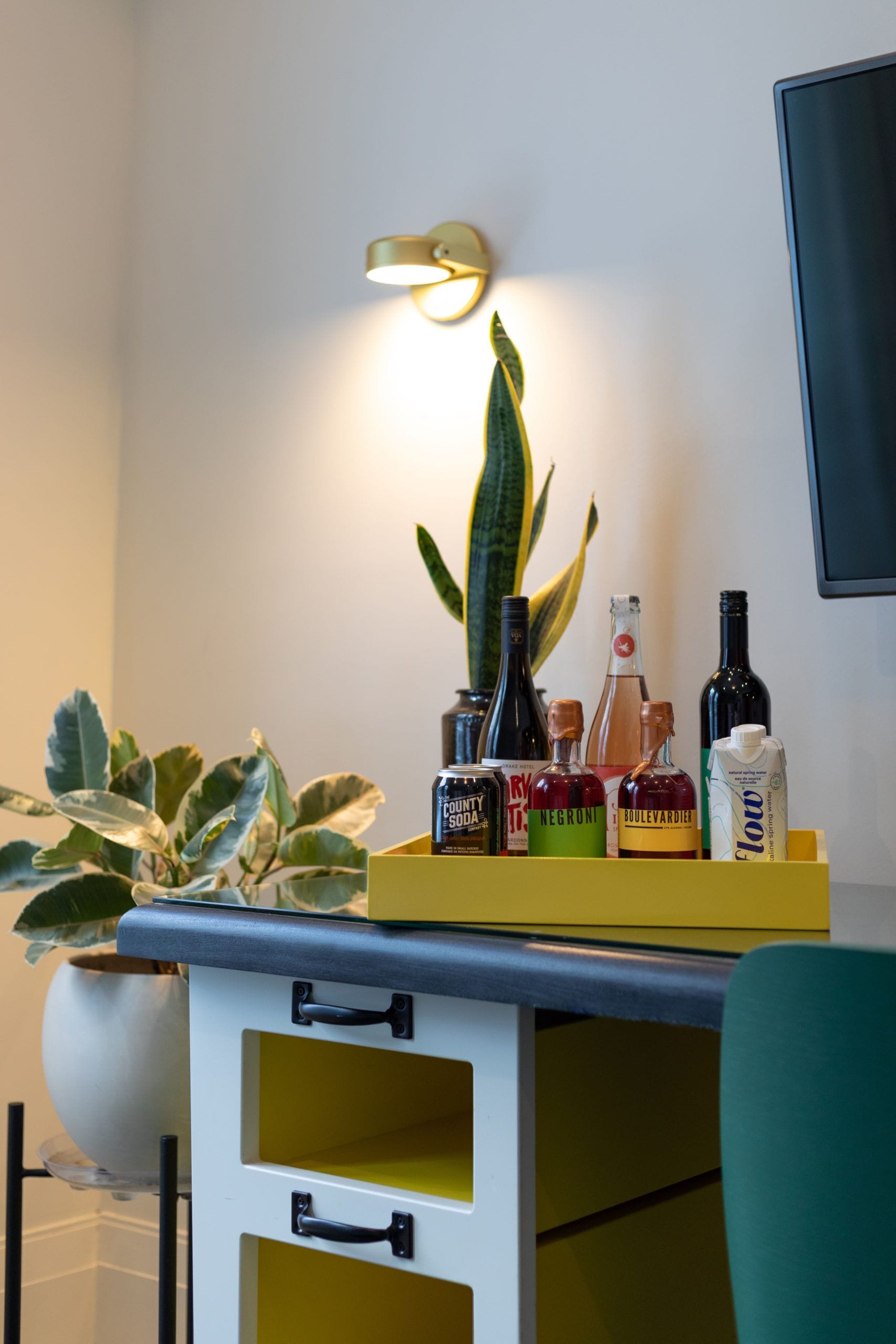 foundry - drake devonshire | in-room dining