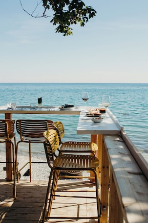 Restaurante. Drake Devonshire and Motor Inn