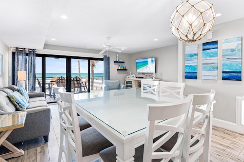 Fanta-Sea on the Beach by Beachside Management - 49 Beach Rd