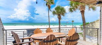 Fanta-Sea on the Beach by Beachside Management - 49 Beach Rd