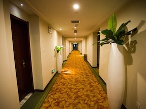 Hallway - Greentree Inn Anhui Wuhu Zhongshan Road Pedestrian (Wuhu)