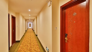 Hallway - Greentree Inn Yantai Laiyang Center Bus Station (Yantai)