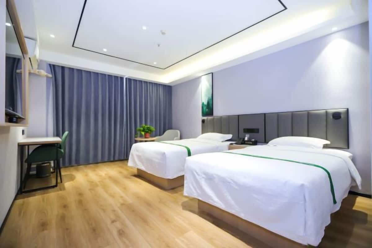 In-room safe, blackout curtains, iron/ironing board, free WiFi