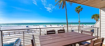 Fanta-Sea on the Beach by Beachside Management - 53 Beach Rd