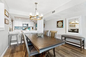 Townhome, Multiple Beds, Beach View (Fanta-Sea 53) | Dining - Fanta-Sea on the Beach by Beachside Management - 53 Beach Rd (Siesta Key)