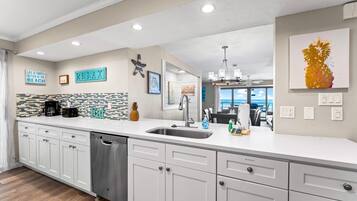 Townhome, Multiple Beds, Ocean View (Fanta-Sea 55) | Private kitchen | Fridge, microwave, oven, stovetop