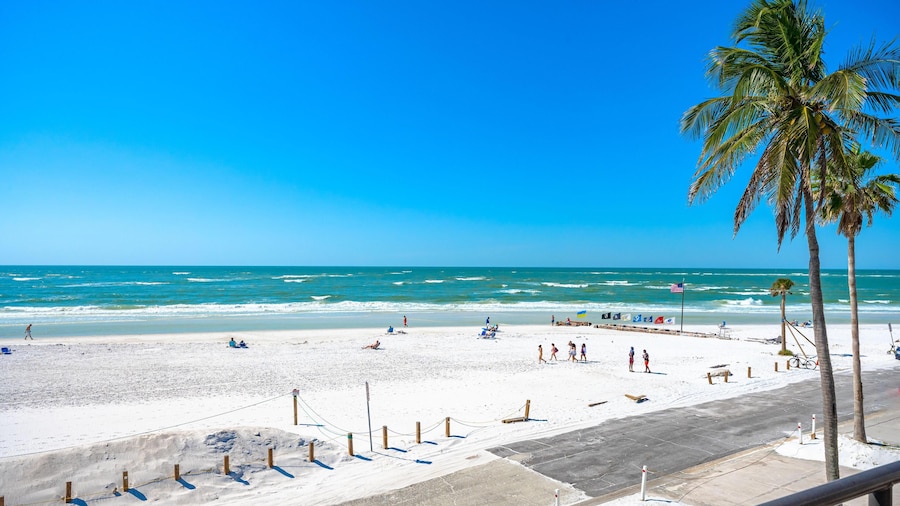 Fanta-Sea on the Beach by Beachside Management - 55 Beach Rd