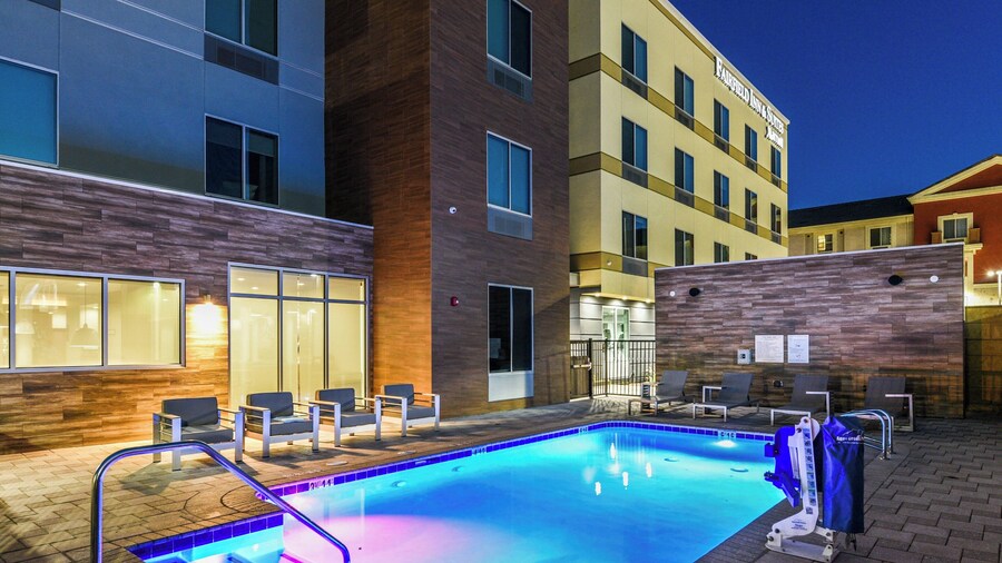 Fairfield Inn & Suites by Marriott Ontario Rancho Cucamonga