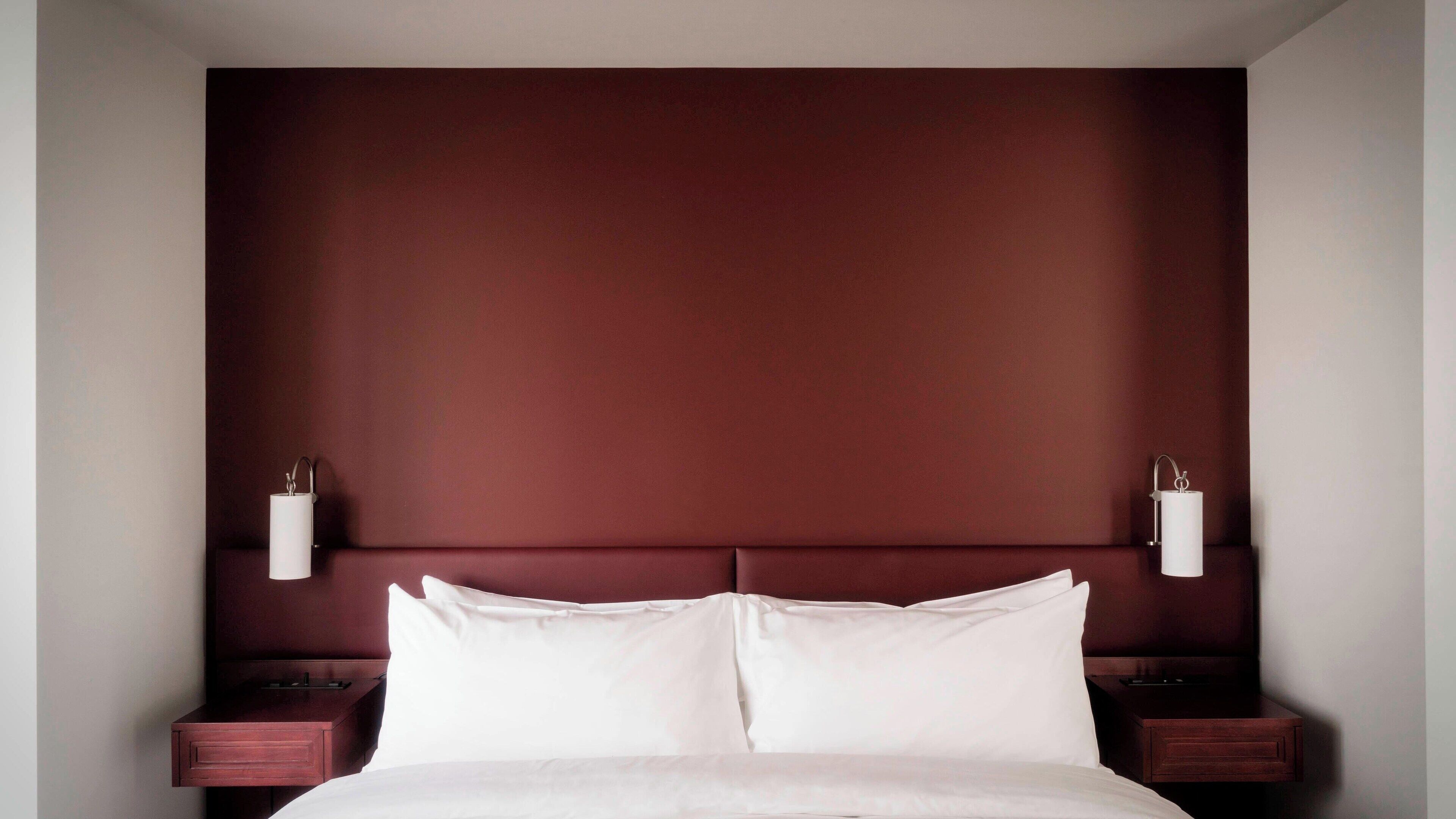 frette italian sheets, premium bedding, pillow-top beds, in-room safe