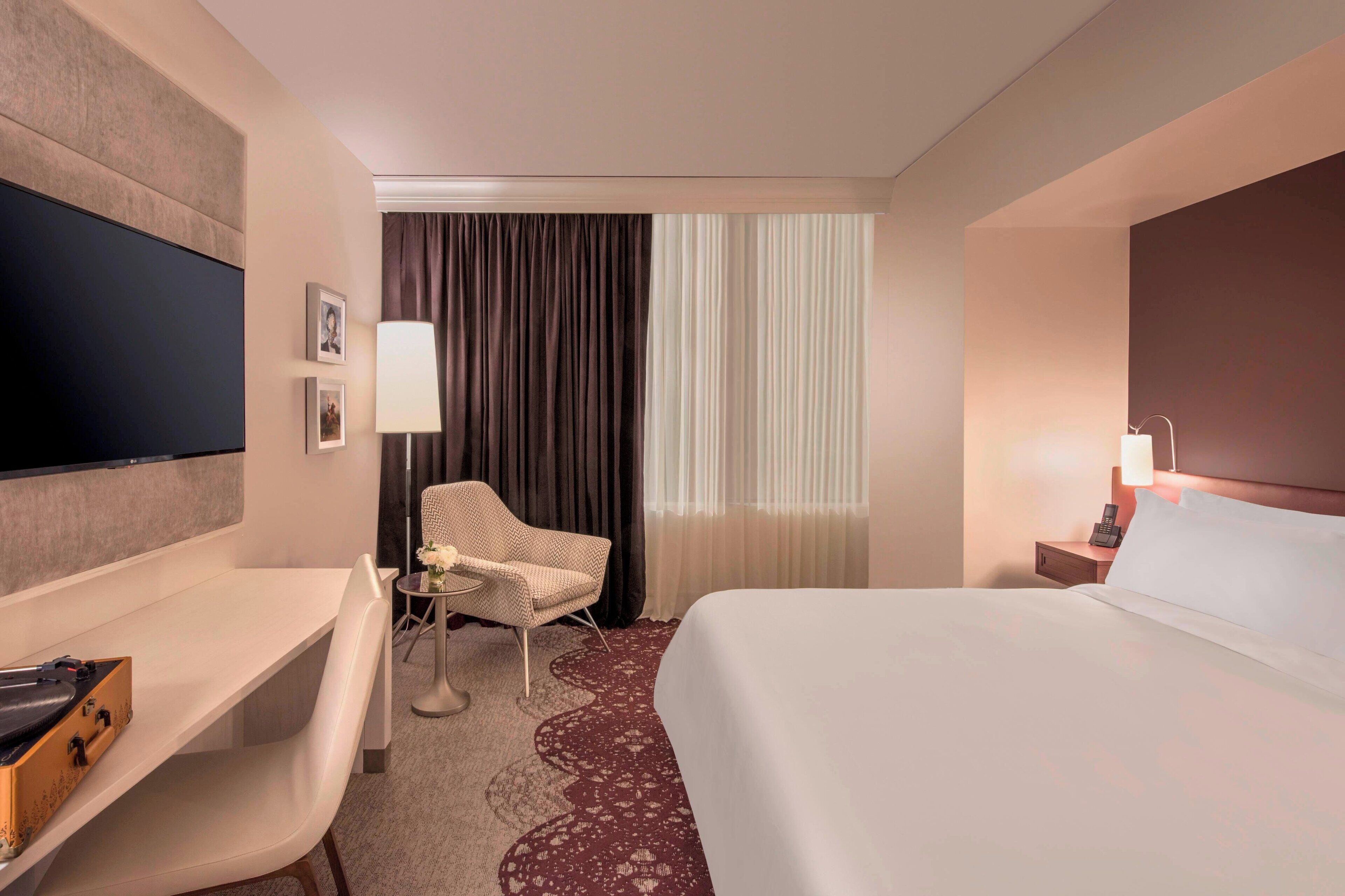 frette italian sheets, premium bedding, pillow-top beds, in-room safe