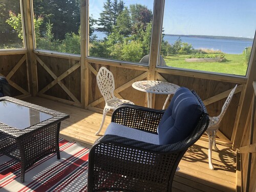 Bluewaters Retreat Bachelor Unit