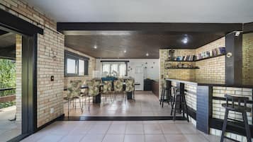 Luxury House | Terrace/patio