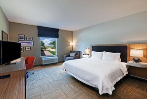Premium bedding, in-room safe, desk, free cots/infant beds - Hampton Inn Bulverde Texas Hill Country (Spring Branch)
