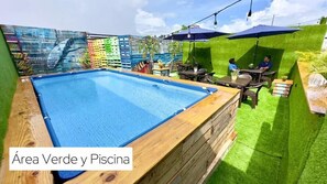 Outdoor dining - TAU Casa Reyes (Santo Domingo)