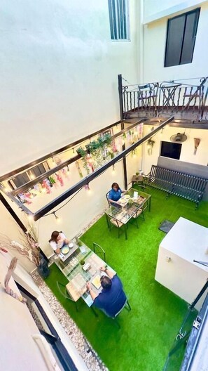 Dining - TAU Casa Reyes (Santo Domingo)