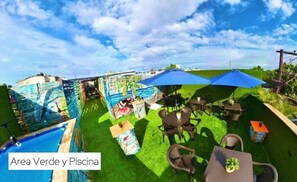 รับประทานอาหารกลางแจ้ง