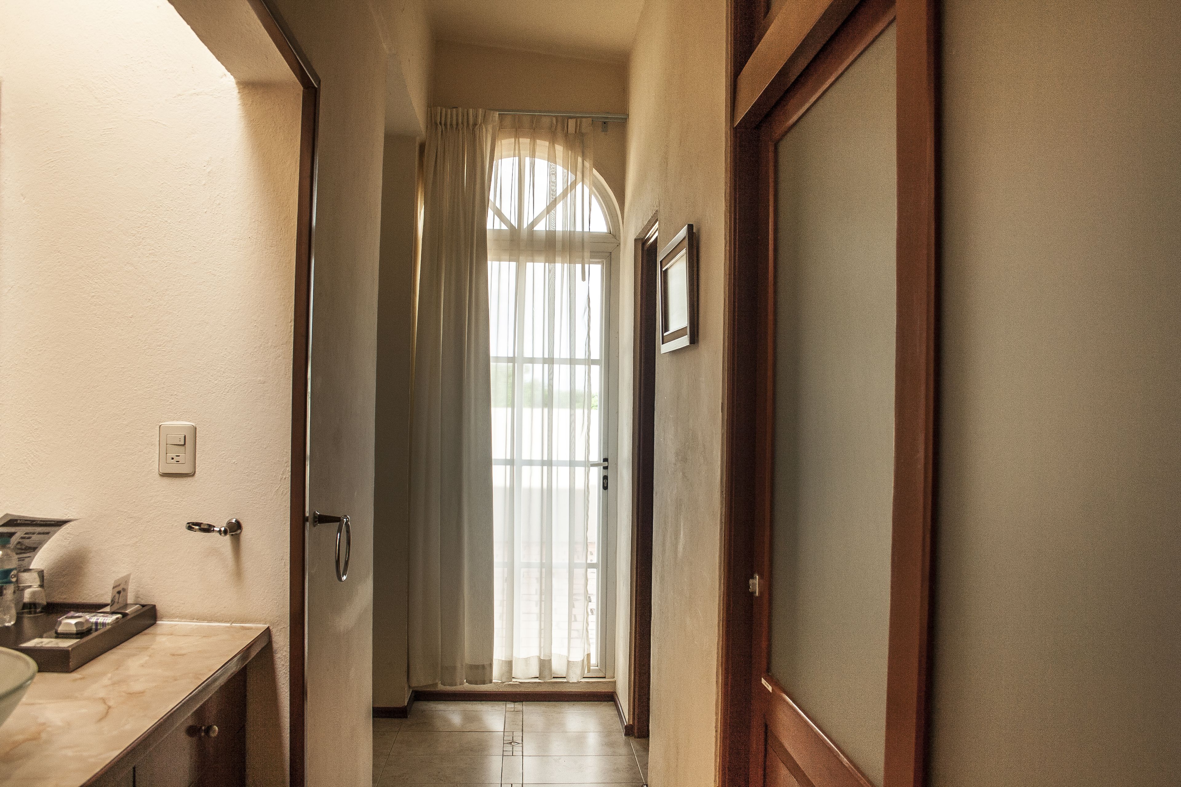 comfort duplex, 1 king bed | bathroom sink