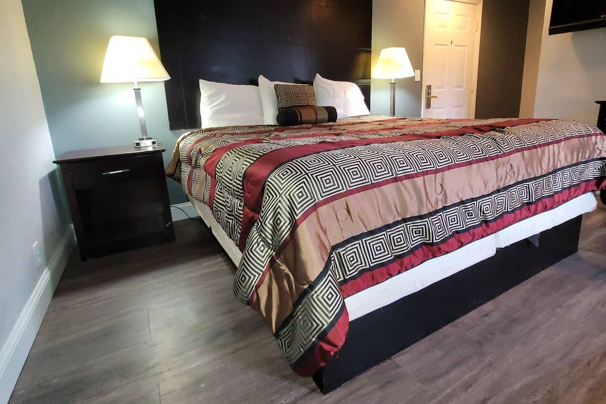 Ropa de cama de alta calidad y camas con pillow-top