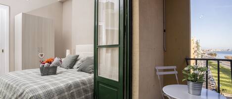 Dreibettzimmer, mit Bad | Ausblick vom Zimmer