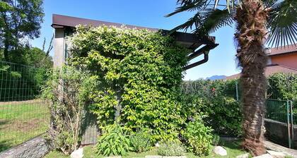 Elena Holiday Home: Haus mit Garten, Kinderparadies, privater Parkplatz