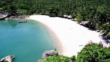 Beach nearby, beach towels