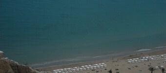  Great sea views. Close to sea and amenities.  