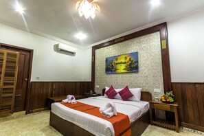 Superior Room, Balcony, Pool View | Premium bedding, minibar, in-room safe, desk - BayStone Resort (Siem Reap)