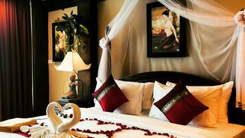 Angkor Deluxe Seaview | Minibar, in-room safe, blackout curtains, free WiFi