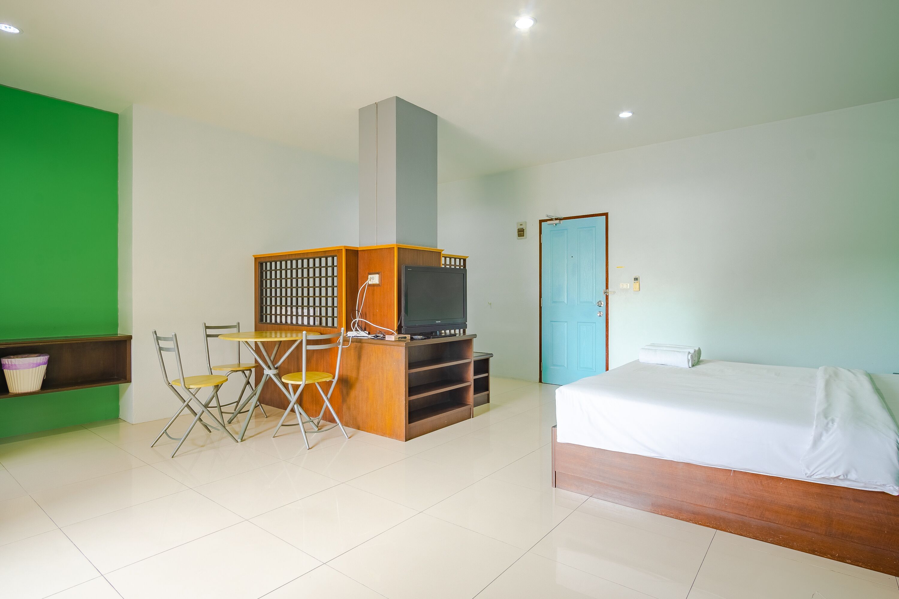 triple room | 2 bedrooms, minibar, iron/ironing board, free wifi