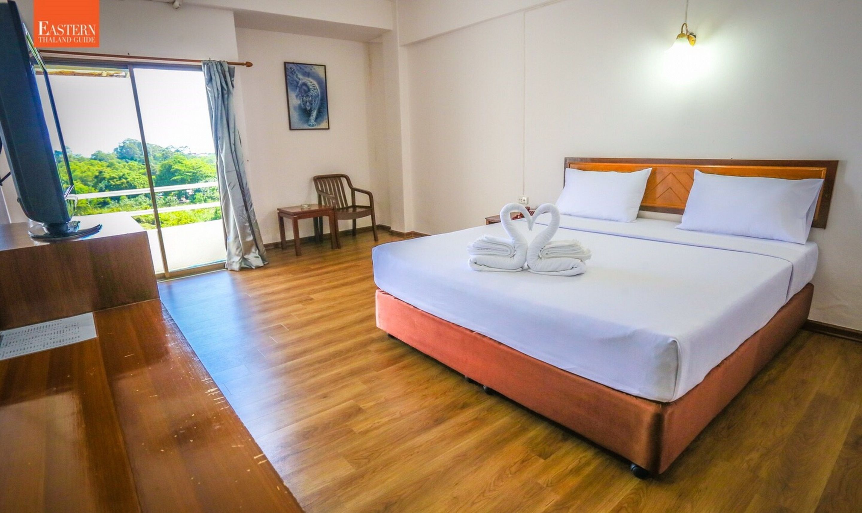 Standard Room, 1 King Bed | Desk, blackout curtains, free WiFi, bed sheets
