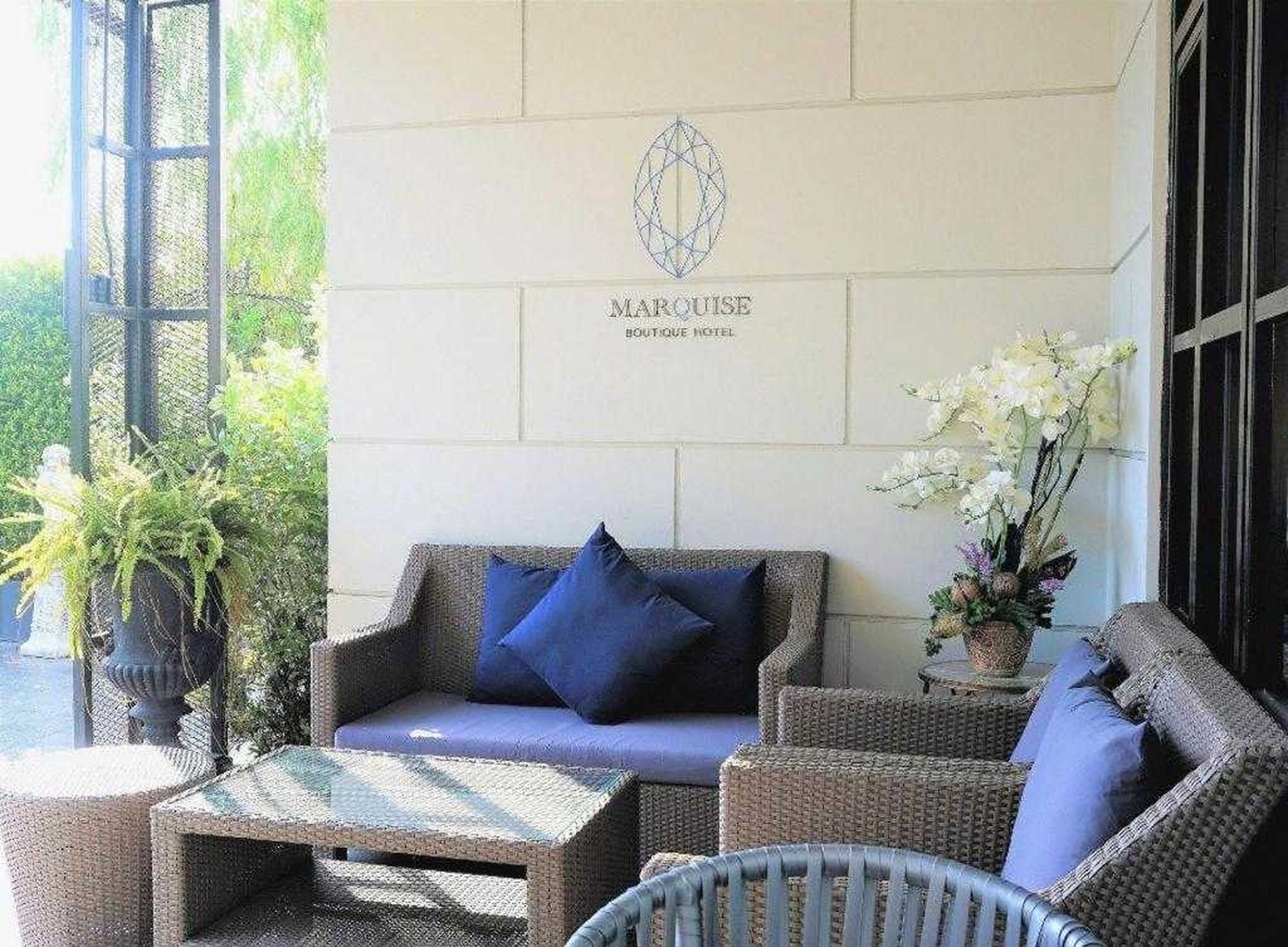 Kawasan tempat duduk lobi
