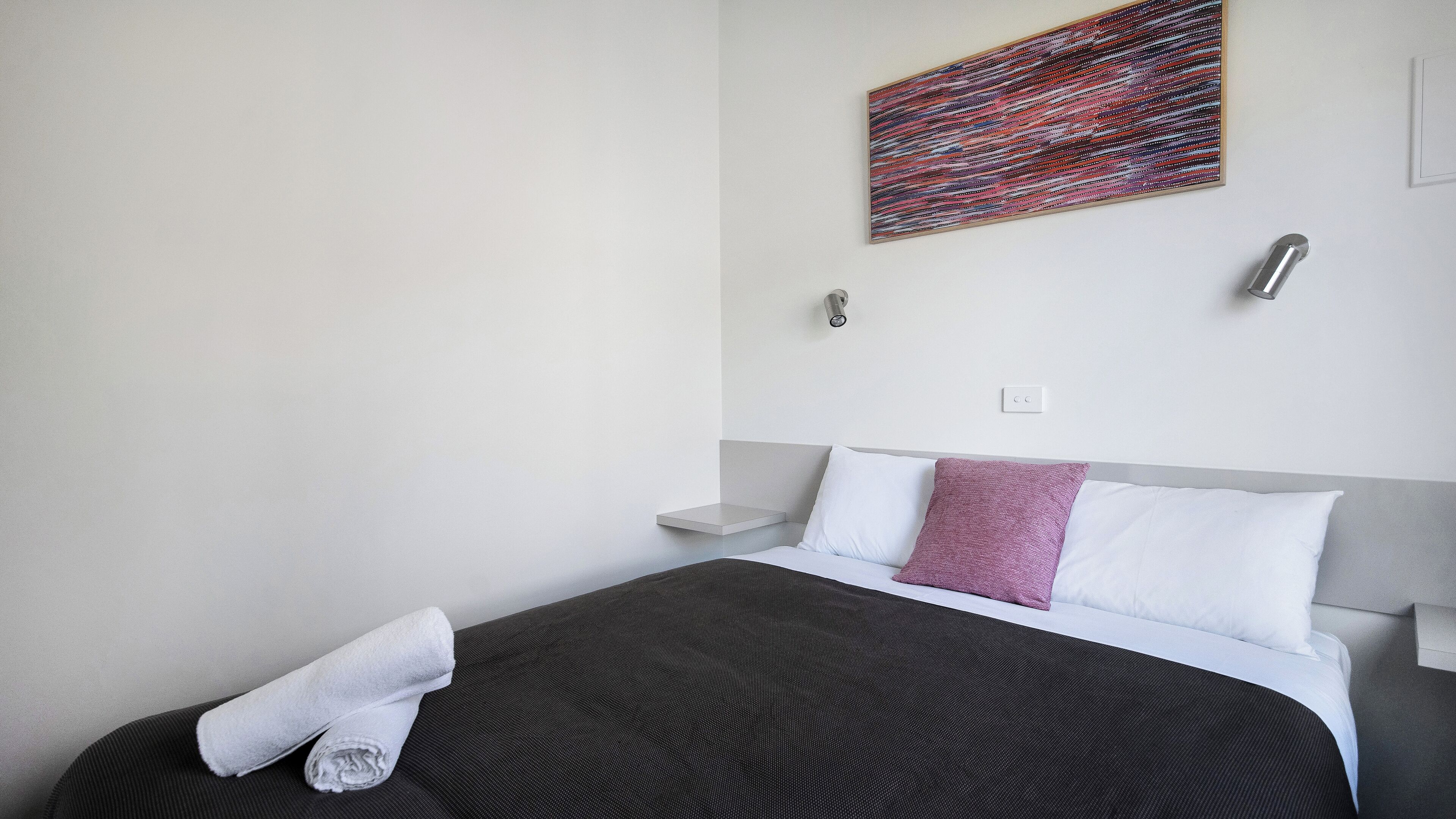 Waterfront Villa - Sleeps 6