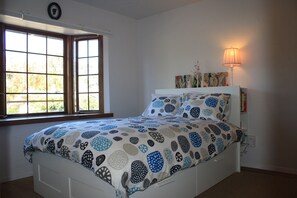 3 quartos, ferros/tábuas de passar roupa, Wi-Fi, roupa de cama