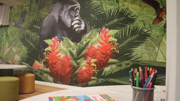 Children’s play area – indoor