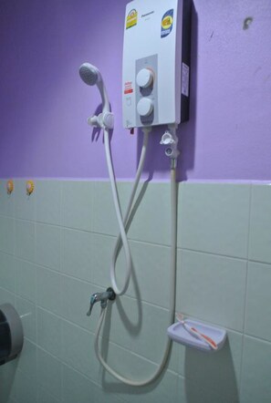 Standard Double Room | Free WiFi - Bamboozle Hostel (Ko Pha-ngan)