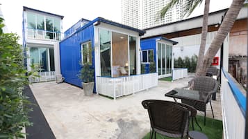 Standard Double Room | Pool