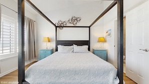 3 chambres, fer et planche à repasser, Wi-Fi, draps fournis