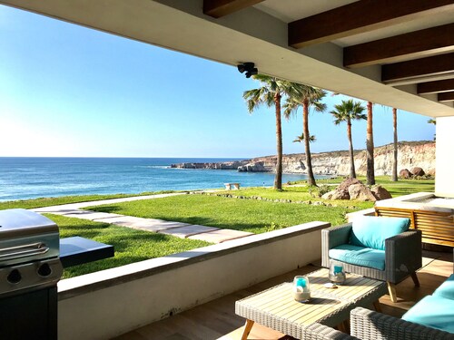 Ocean front beach house with hot tub and breathtaking views of the Pacific.