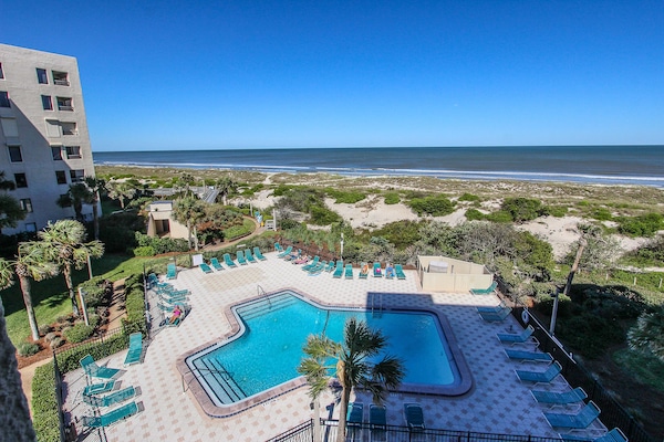Piscina a l'aire lliure