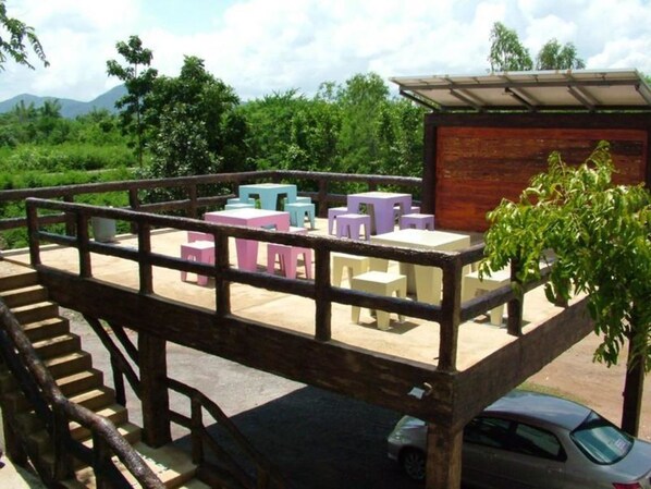 Balcony - Lake Scene Resort (Chom Bueng)