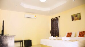 Interior - Lake Scene Resort (Chom Bueng)